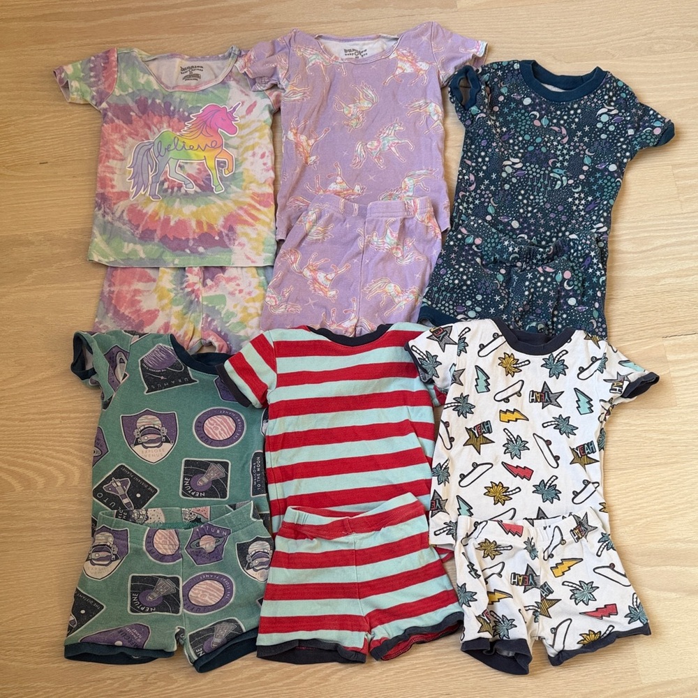 6 pairs pajamas